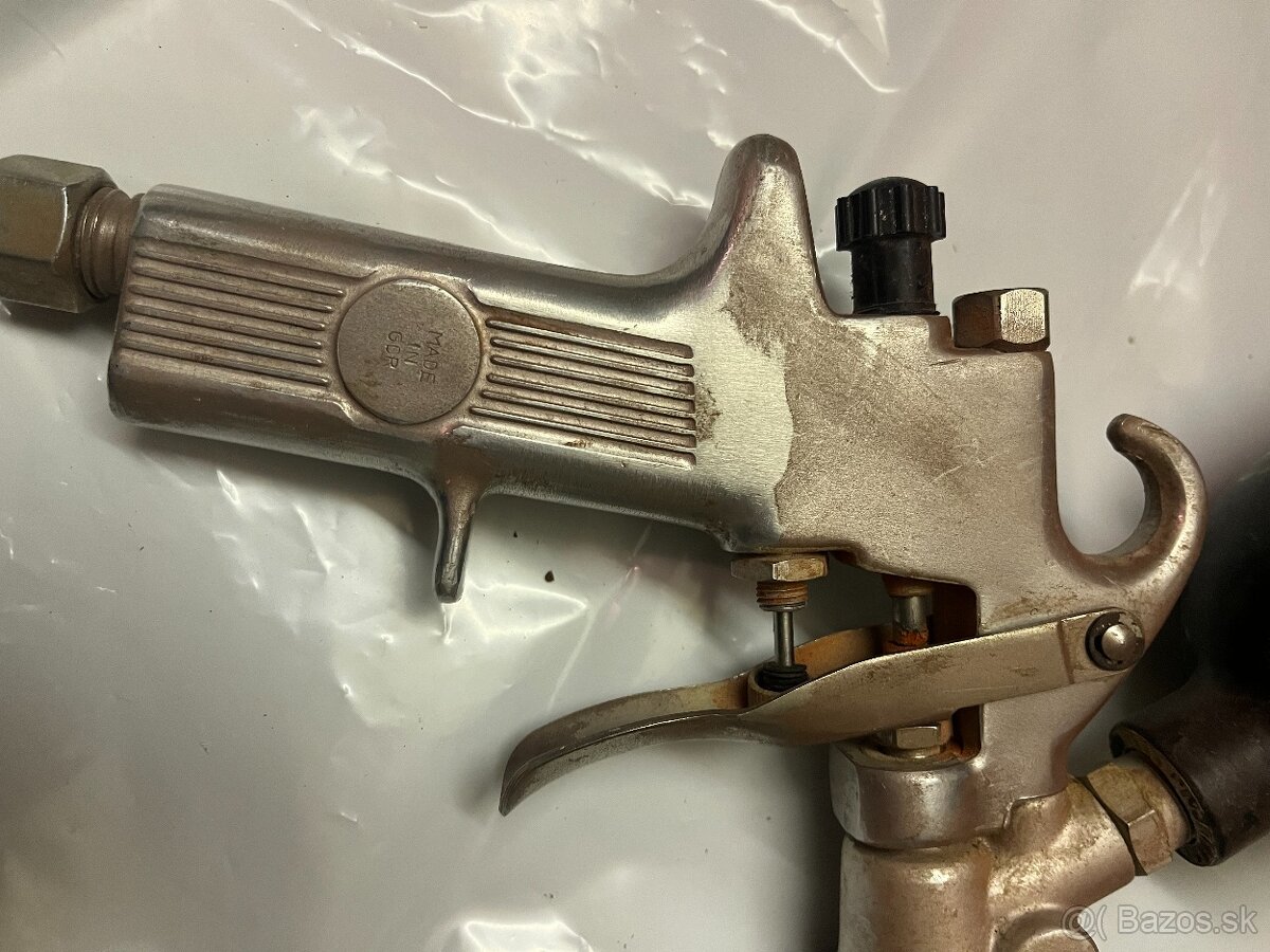 Predám staršiu málo používanú striekaciu pištoľ. - 5