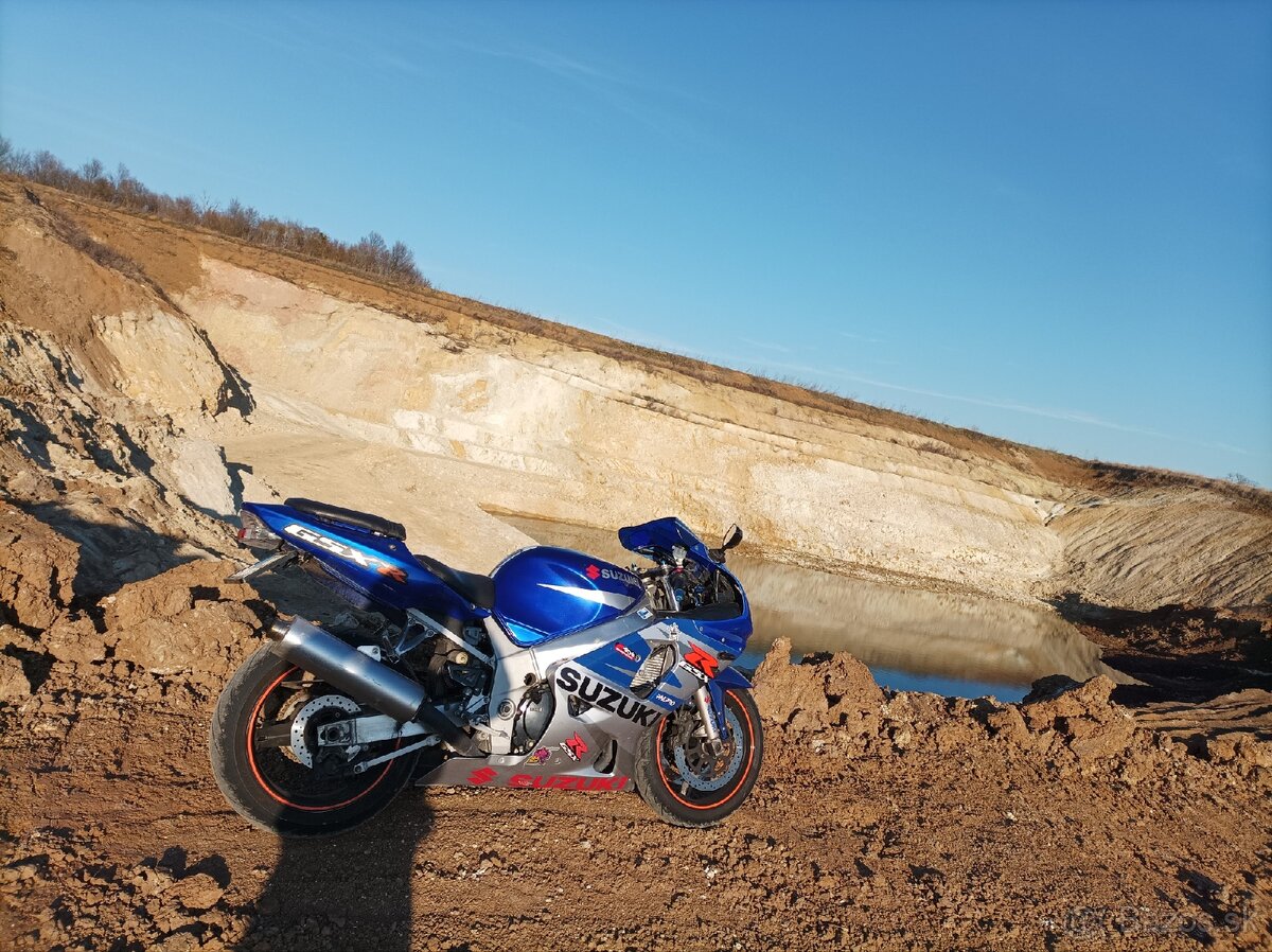 Suzuki gsx r 600 k2 - 5