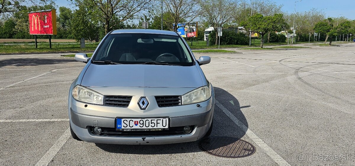 Renault Megane - 5