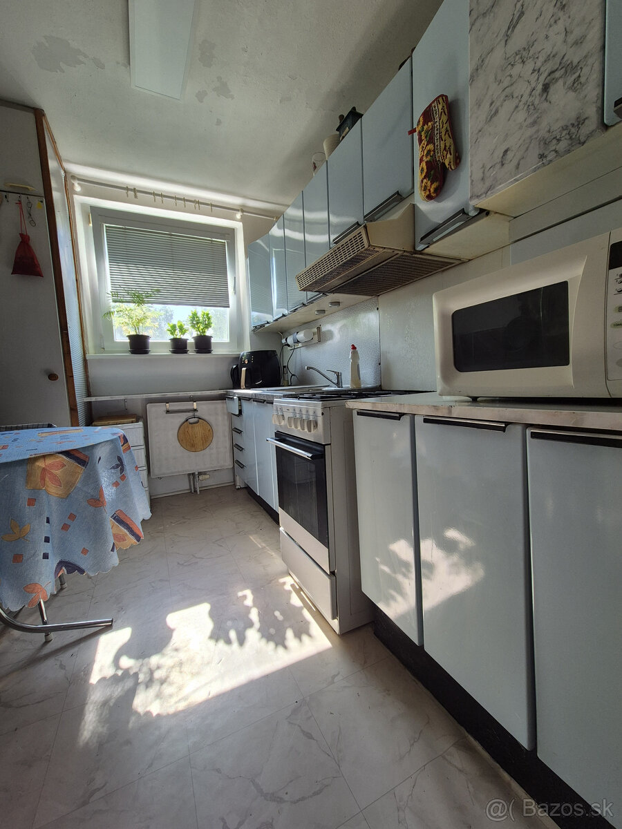 Predaj 3 izbového bytu na Ľadovni v Martine - 5