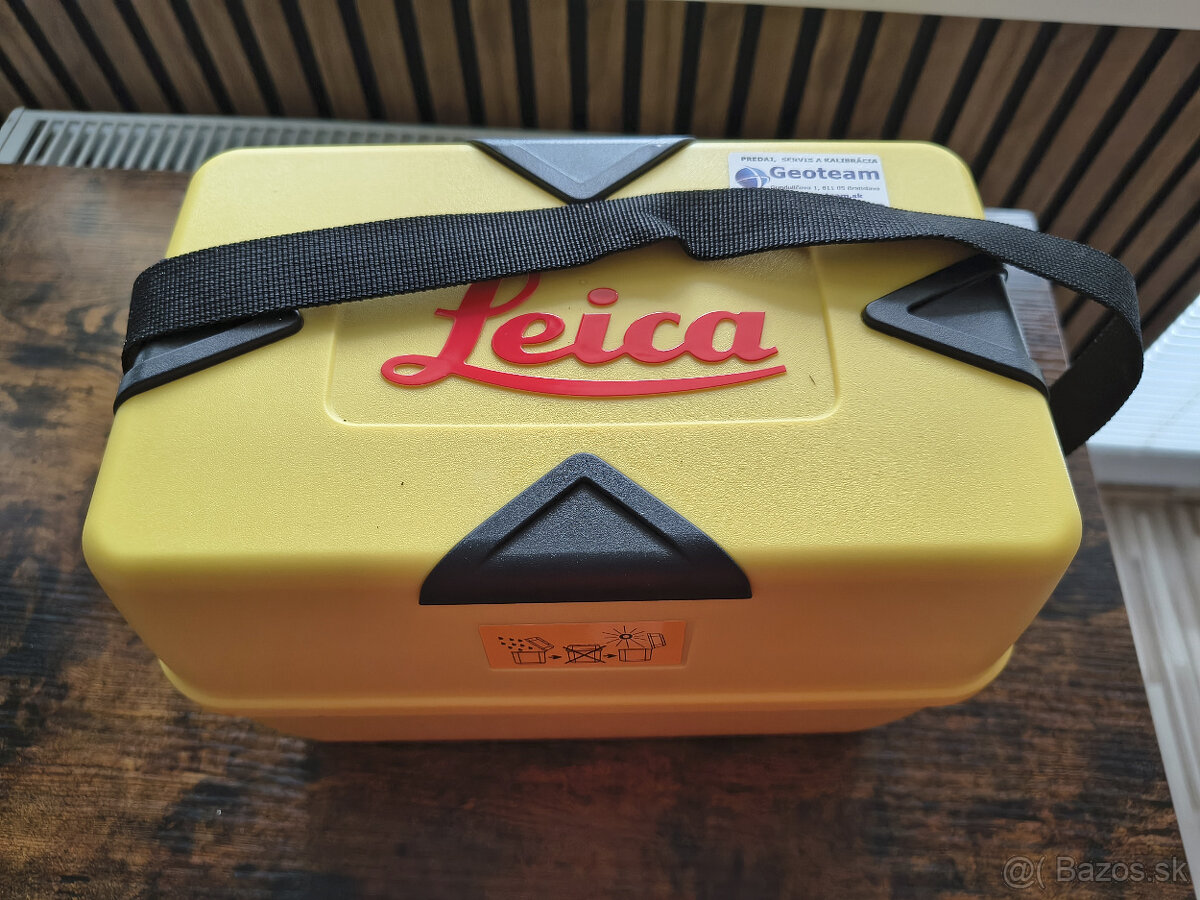 Nivelačný prístroj Leica NA 324 (statív + lata) - 5