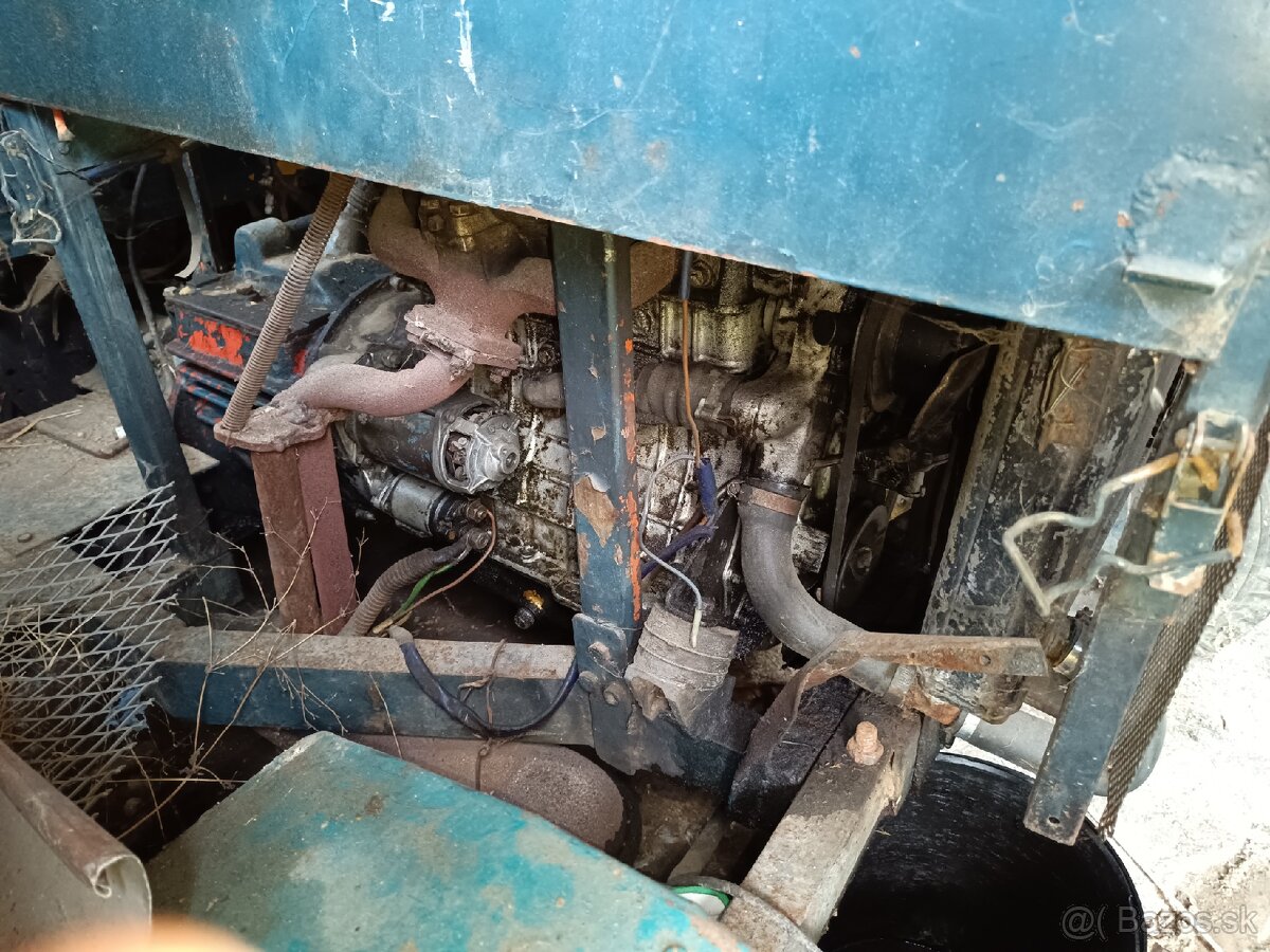 Predám malotraktor motor 1203 - 5