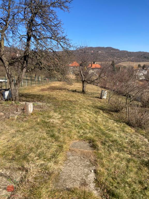 Na predaj: Priestranný dvojgeneračný dom v podhorskej obci J - 5