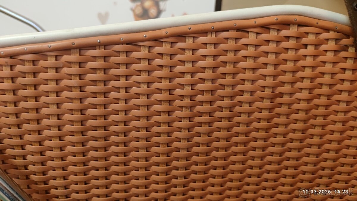 RETRO KOCIK LIBERTA - 5