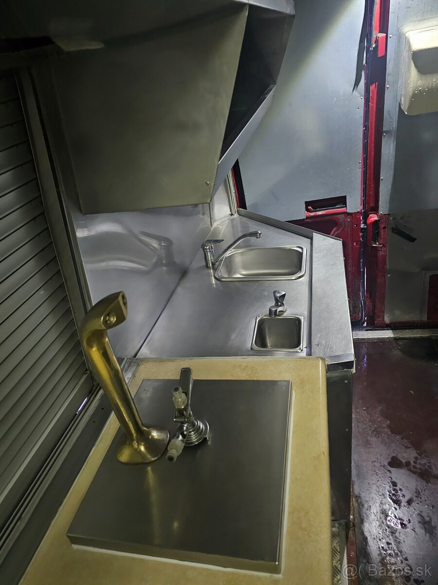 PREDÁM POJAZDNÝ BUFET FIAT DUCATO - 5