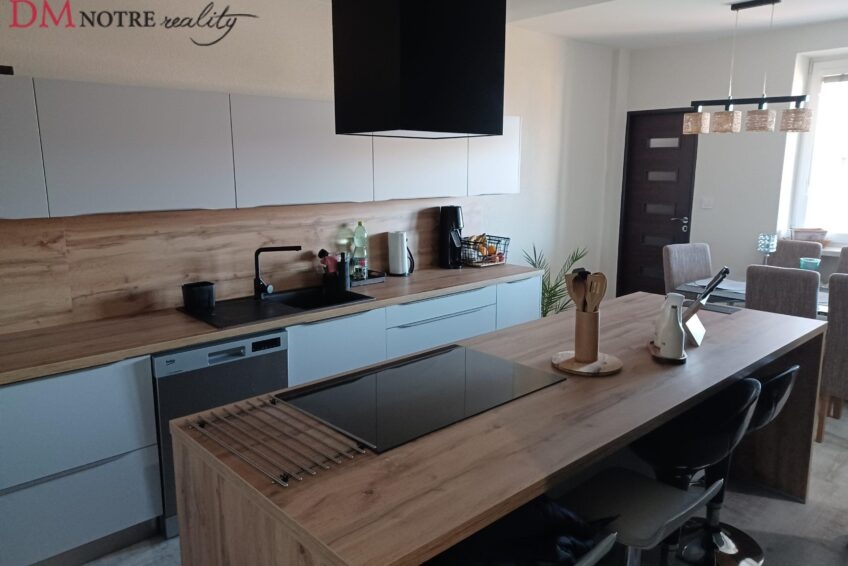 Rodinný dom po rekonštrukcii v obci Vidiná. - 5