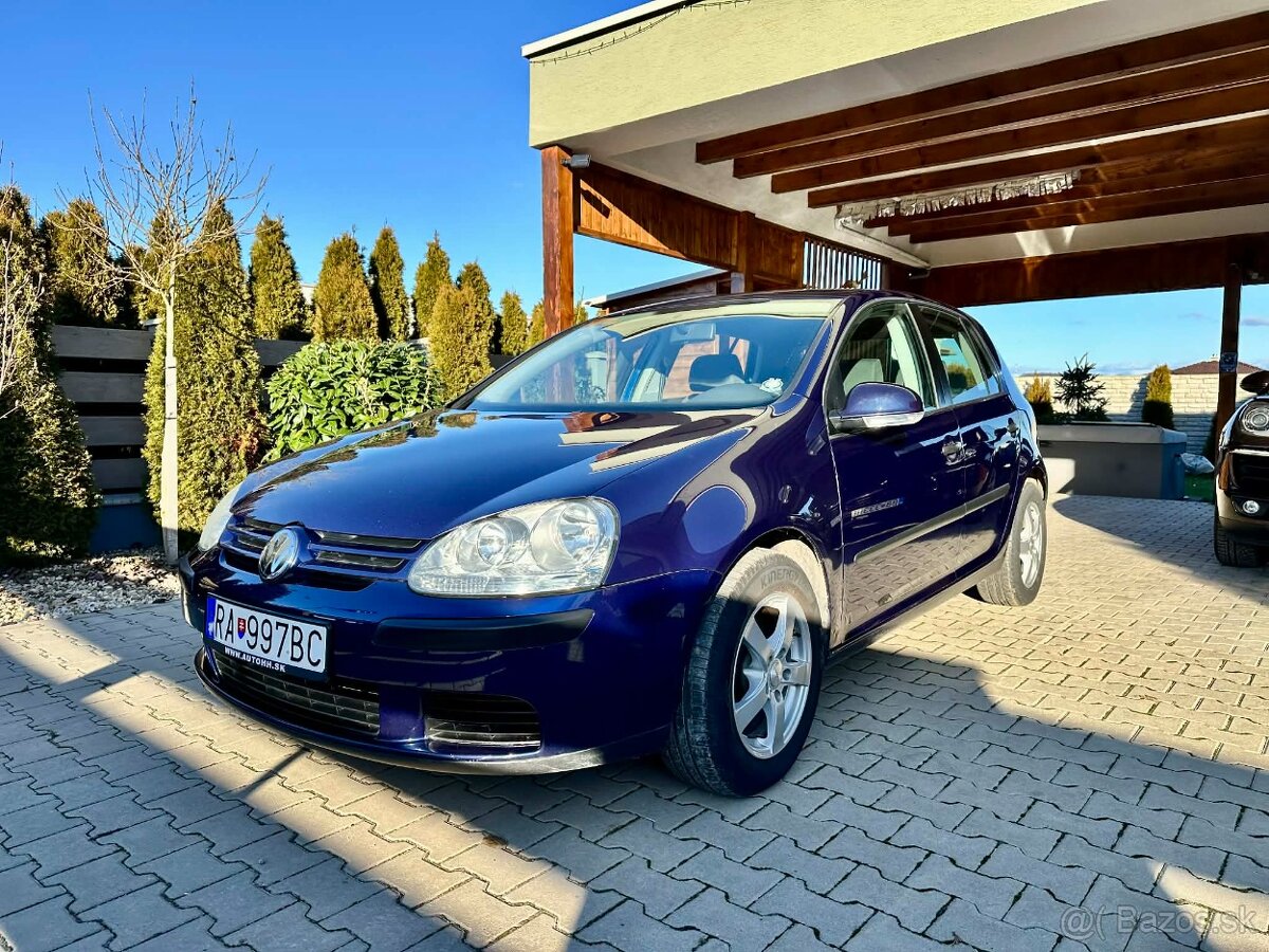 VW GOLF 5 . 1,6 benz - 5