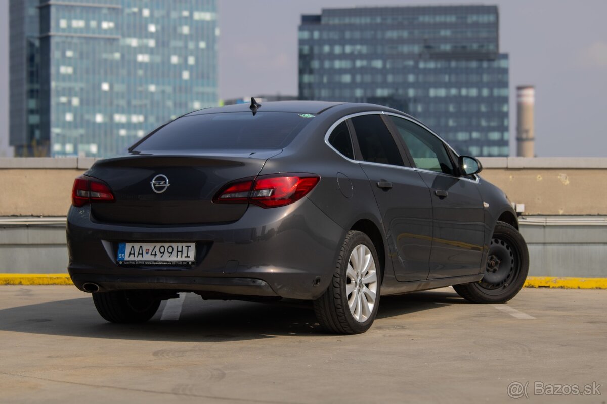 Opel Astra 1.4 benzín/plyn, AT6 - 5