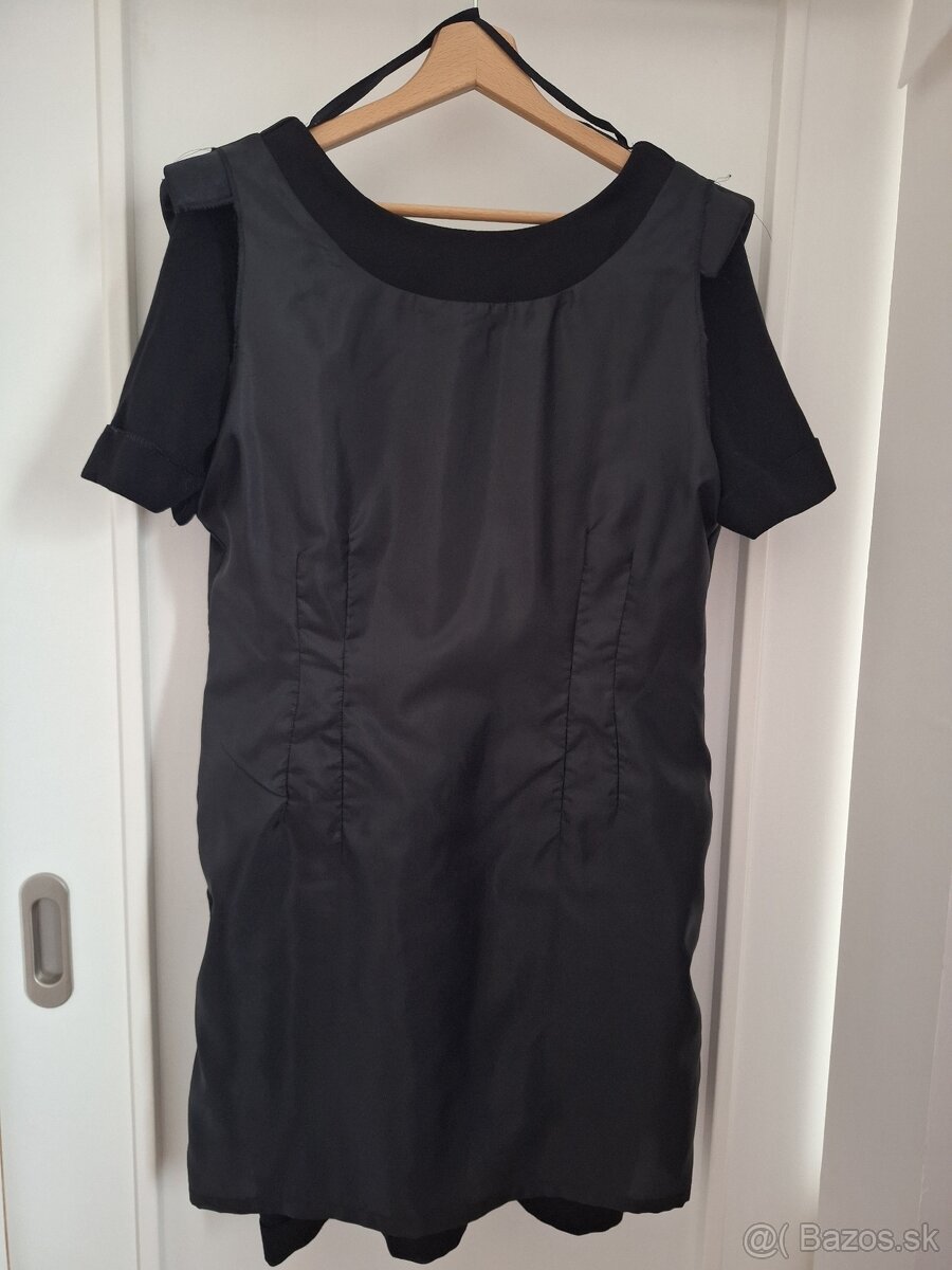 Čierne dámske púzdrové šaty -kokteilky - 5