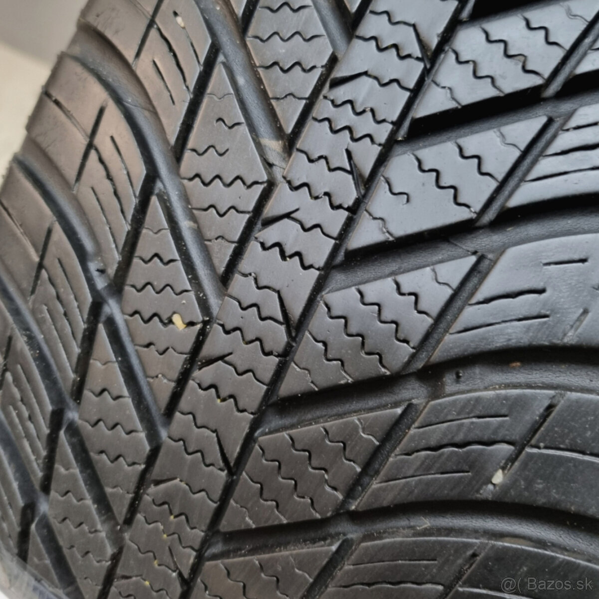 Celoročné pneumatiky 195/65 R15 NEXEN - 5