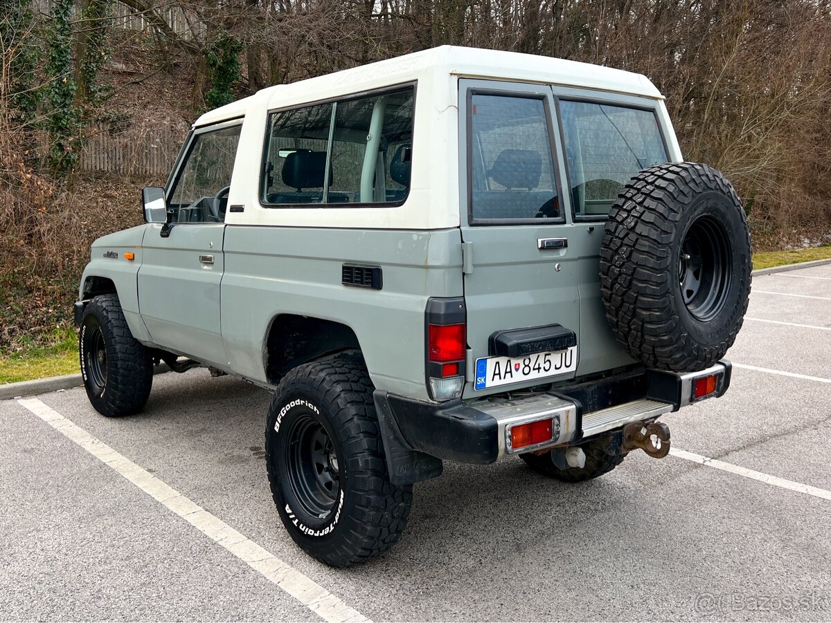 Toyota Land Cruiser LJ73 VX
