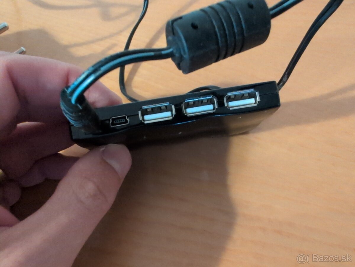 USB hub AXAGON 4-port USB 3.0 - 5