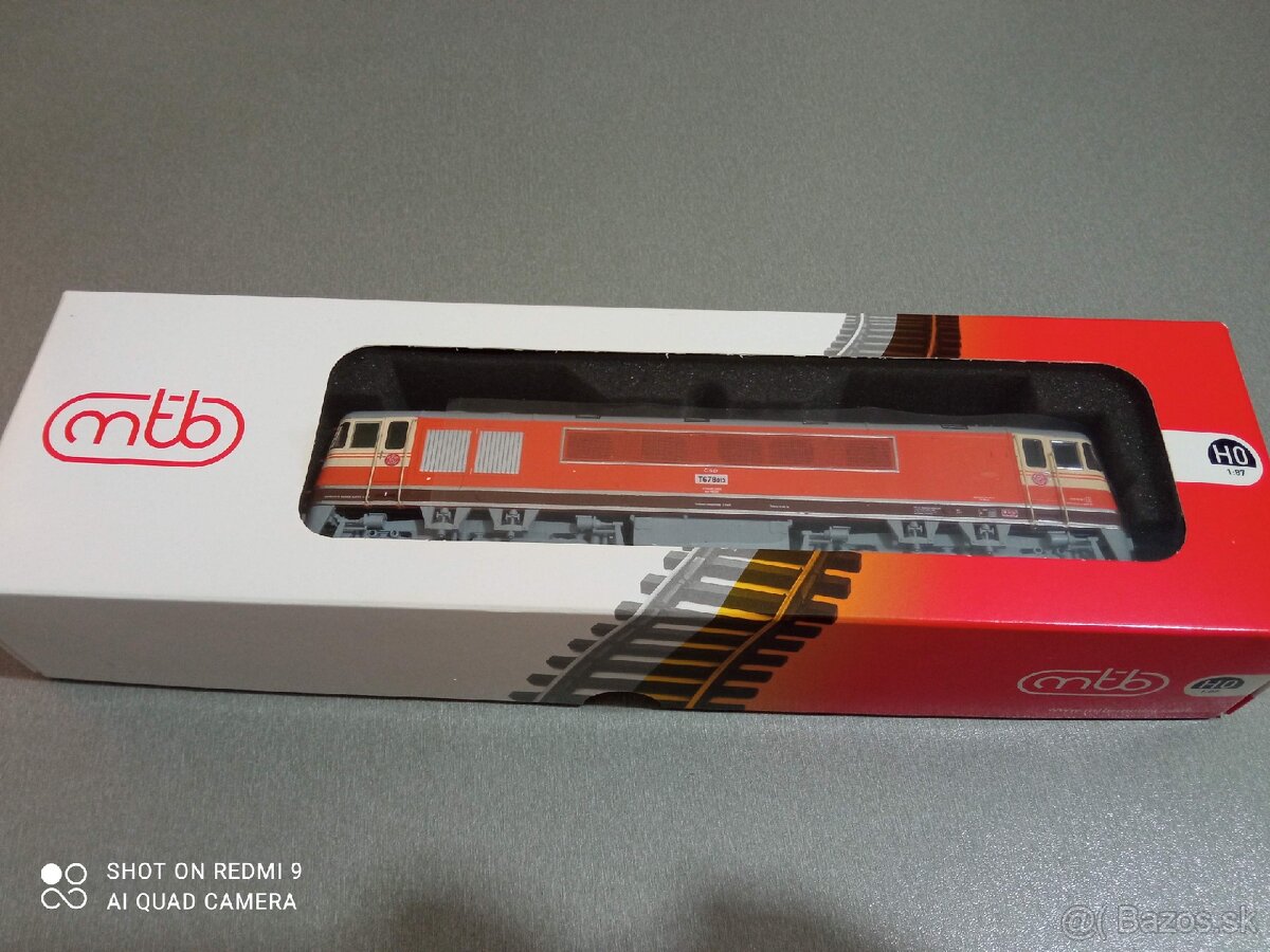 Lokomotíva T678 - 5