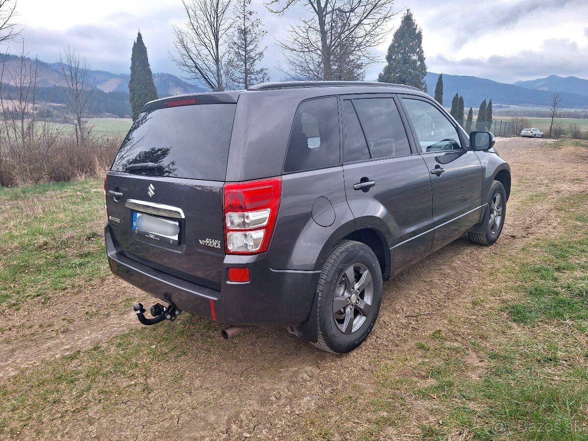 Suzuki Grand Vitara 2.4 benzín - TOP stav