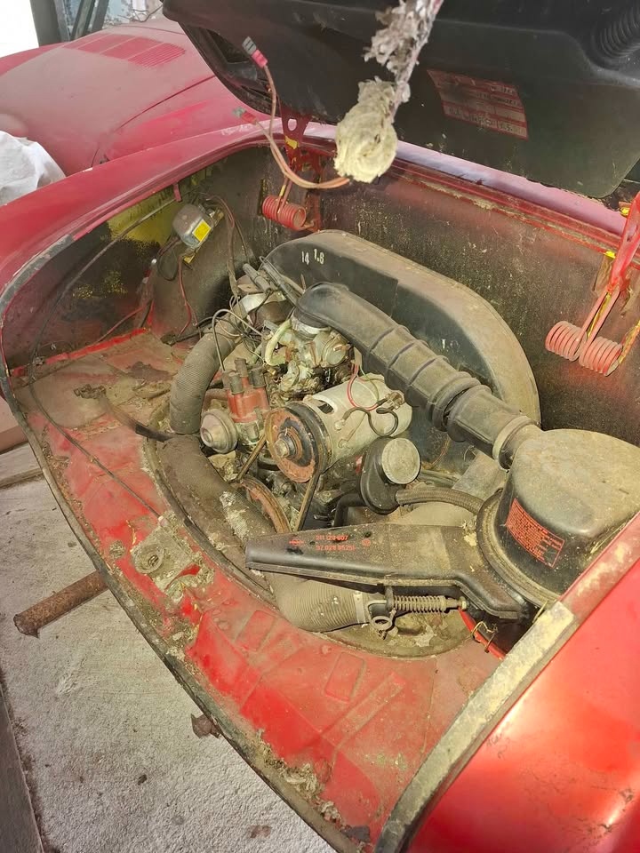 VW Karmann Ghia - 1971 - 5