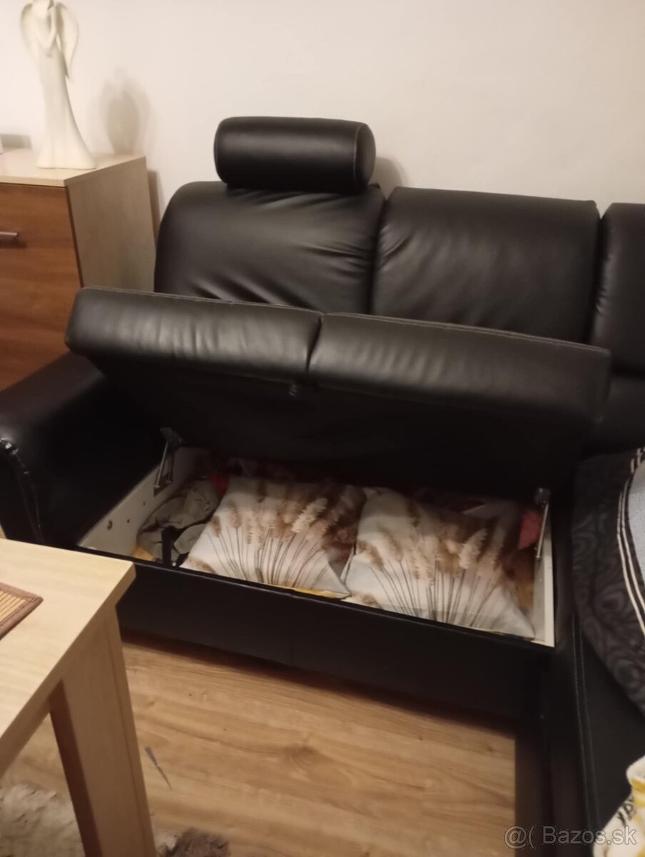Čierny kožený gauč - 5
