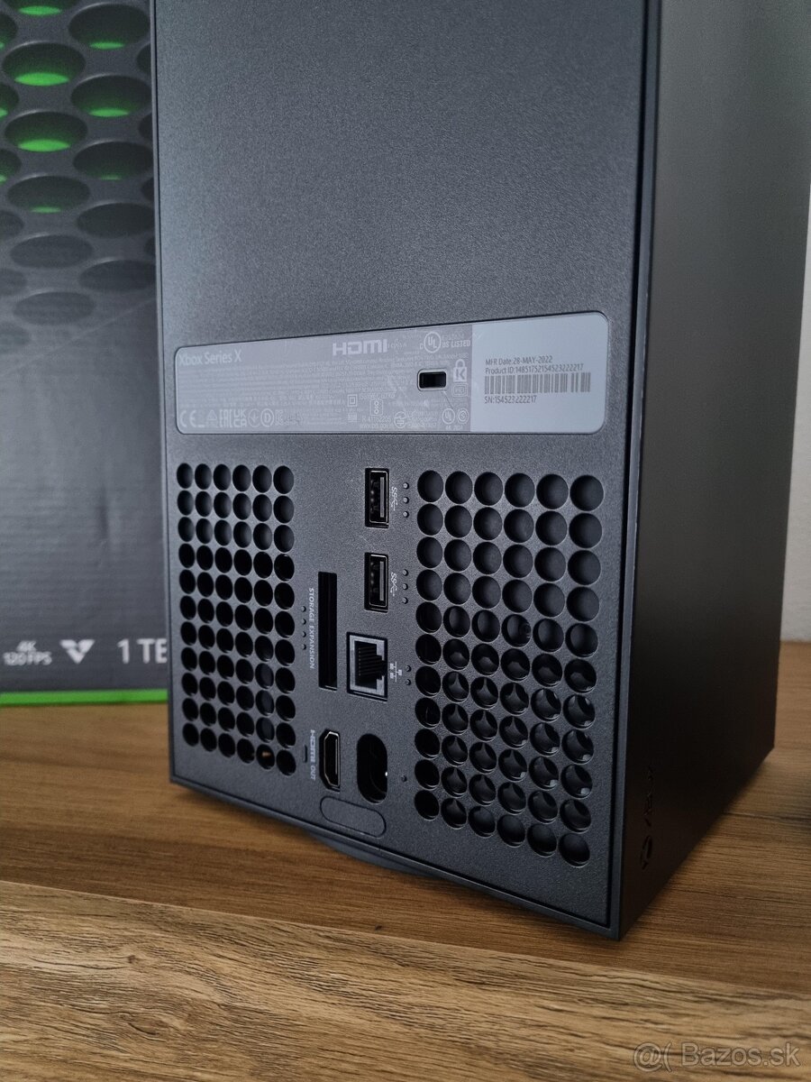 Predám Xbox Series X 1TB - 5