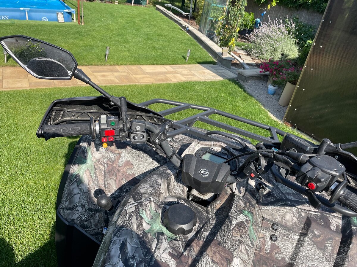 Štvorkolka CFMOTO x520 long, camo farba