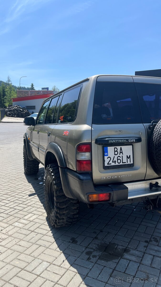 Nissan patrol y61