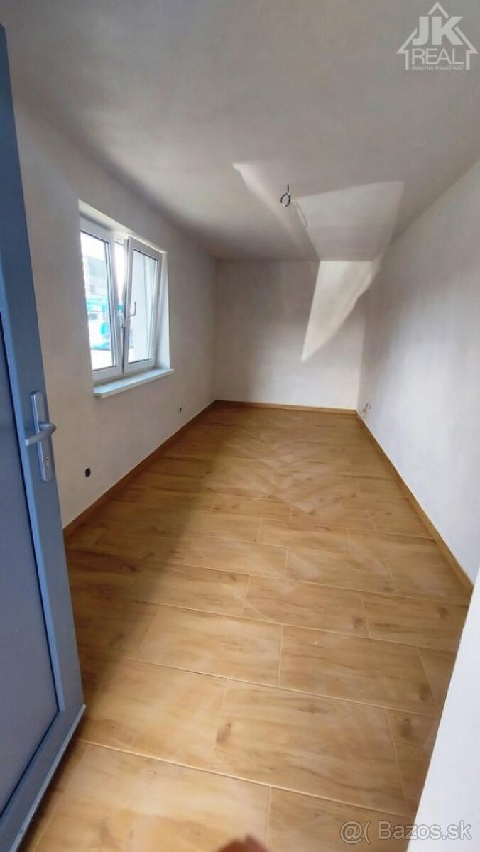218 m2 na prízemí, vhodné na obchod, služby, sklady Prešov- - 5
