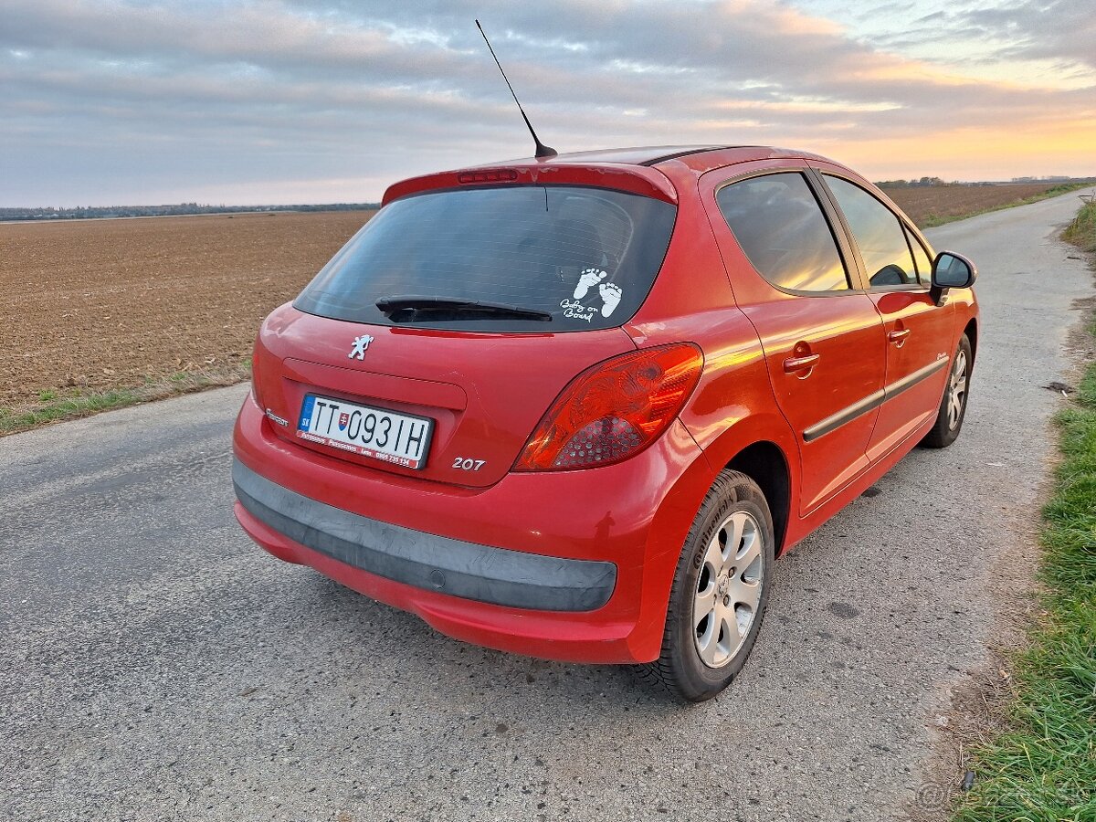 PEUGEOT 207 - 5