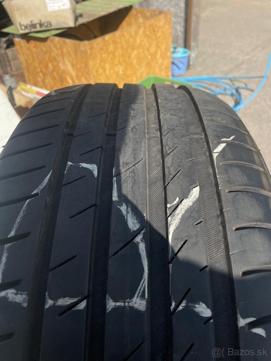 Apollo 245/45 R 18 100Y - 5