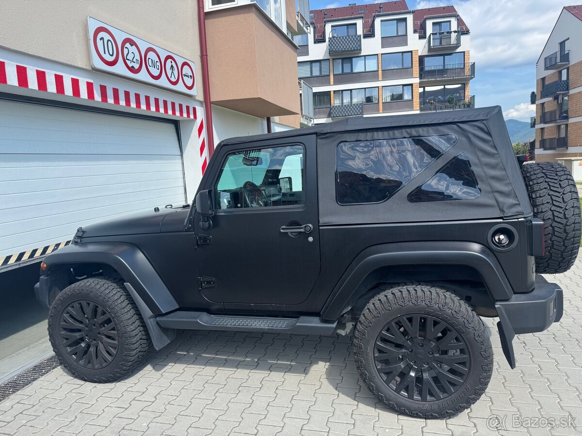 Jeep Wrangler SAHARA 2.8 CRD