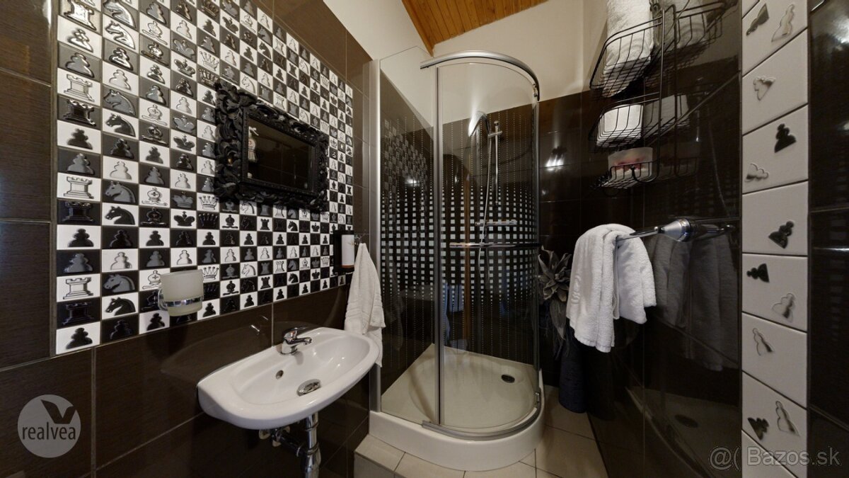 Na predaj 3 izbový byt s 2 kúpeľňami v multif. budove, Hôrka - 5