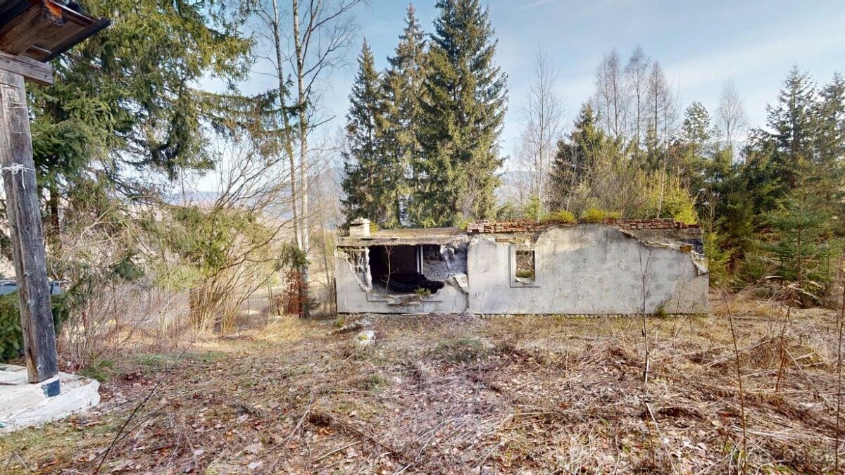 Pozemok v oblasti stavebnej uzávery pri Ružomberku - 5