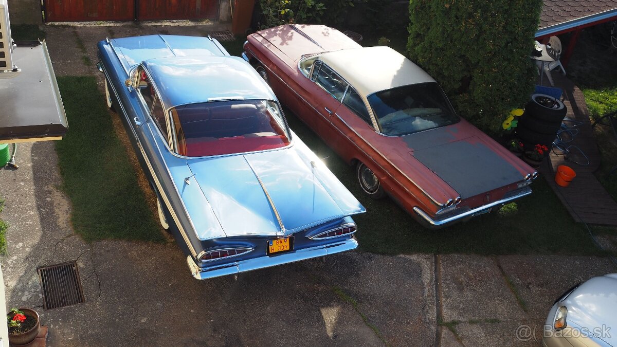 1960 Pontiac Ventura two door hardtop - 5