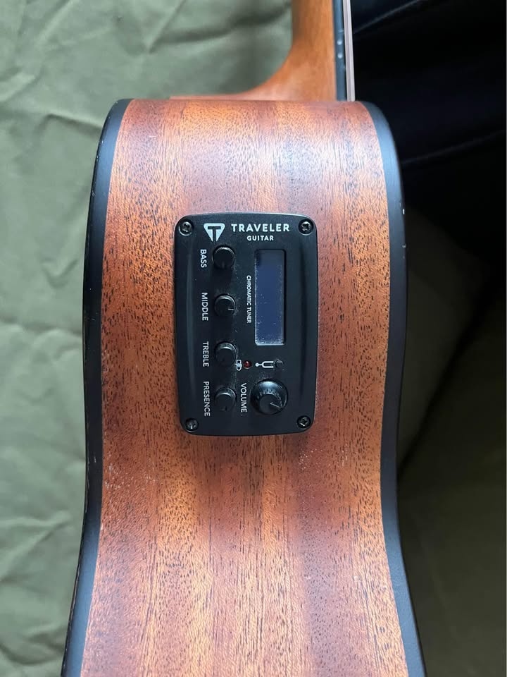 elektroakusticka gitara Traveller Redland Concert Spruce - 5