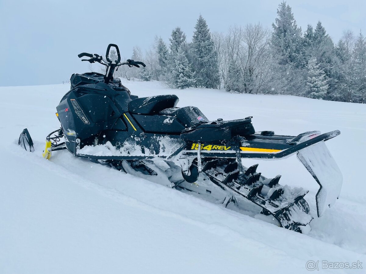 Ski Doo Summit 850 pas 154” REV