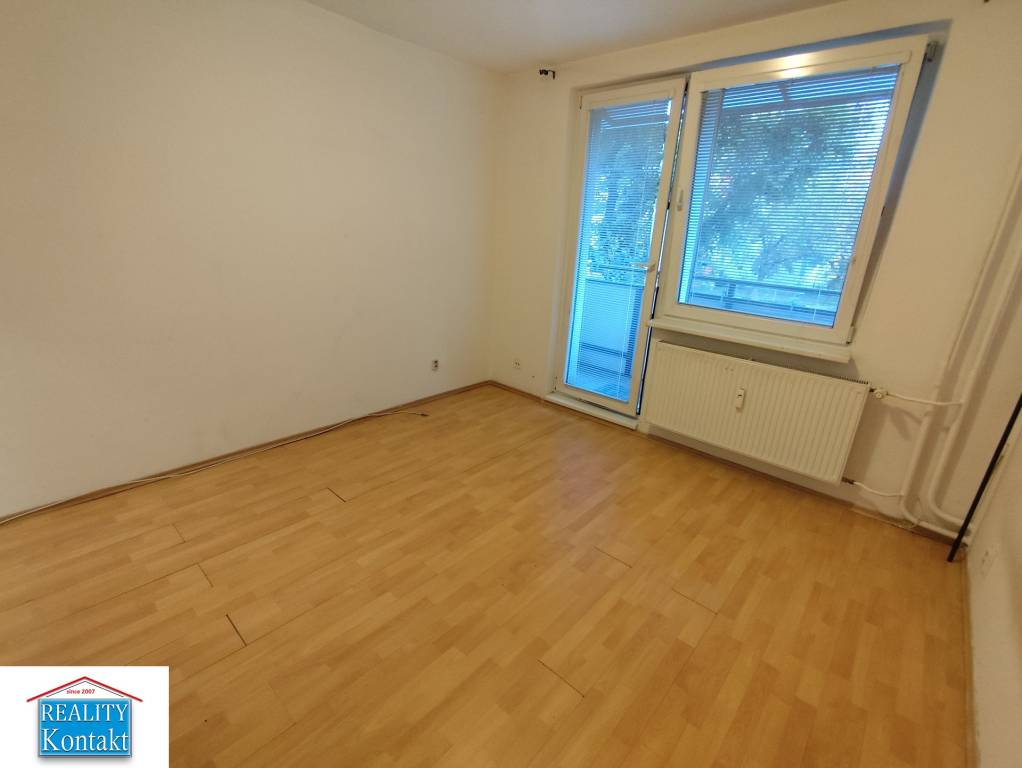 Na prenájom garsónka s balkónom - Nové Zámky - 5