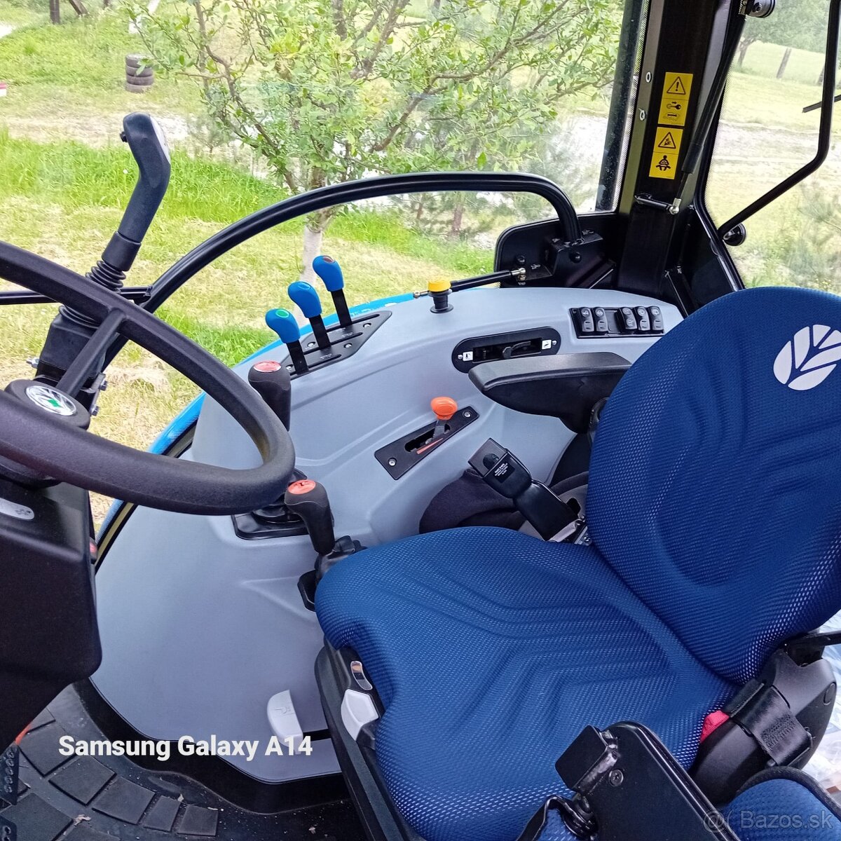 Traktor New Holland T5.90S 50MTH - 5