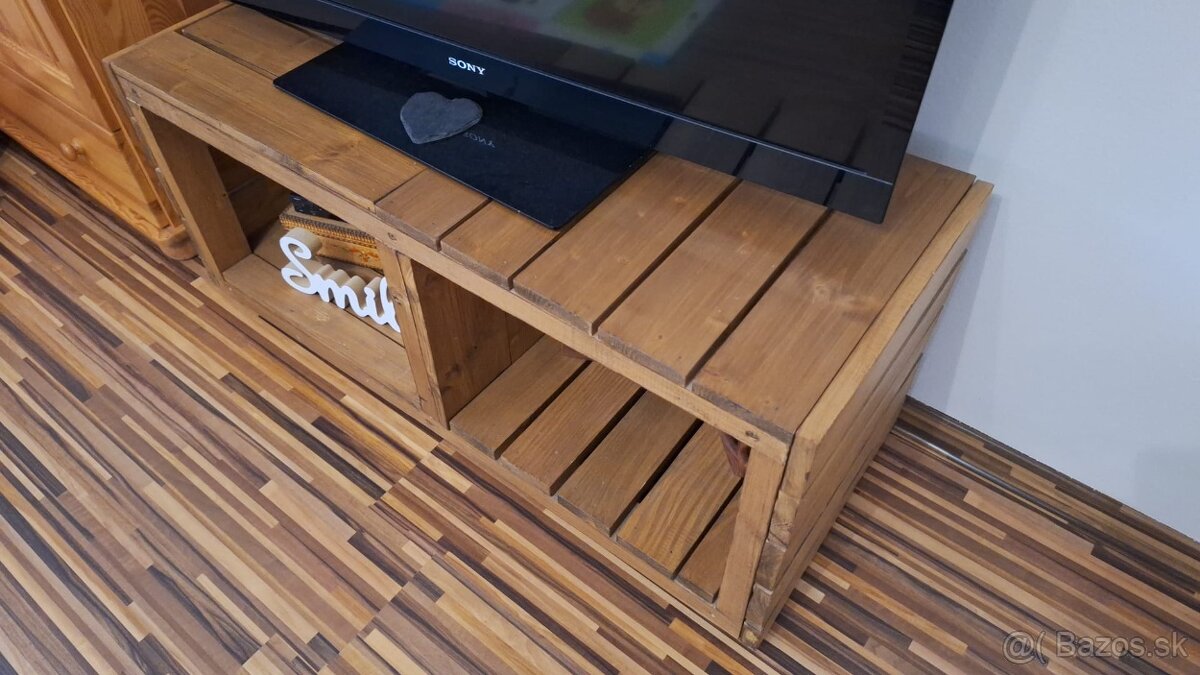 Predám ručne vyrobené stoliky - 5