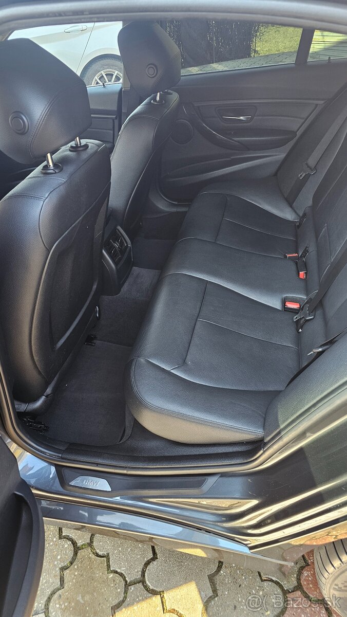 BMW F30 318D - 5