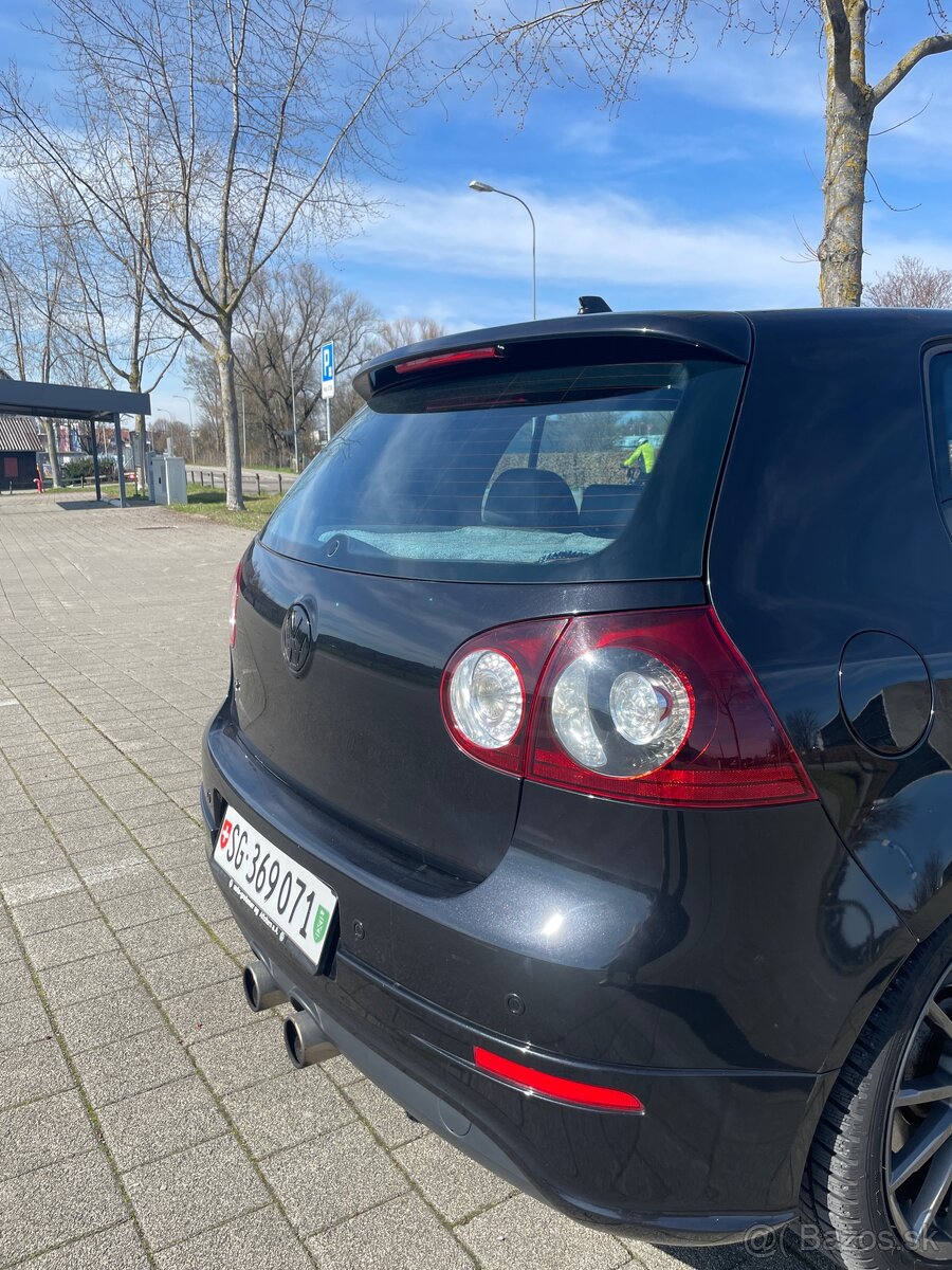 VW Golf r32 - 5