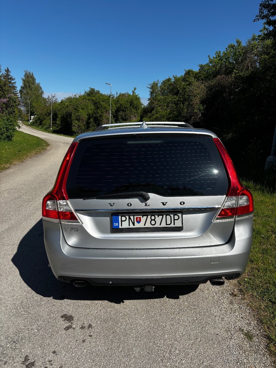 Volvo V70 T5 - 5