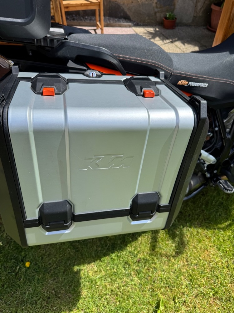 KTM 1050 Adventure 23tKm