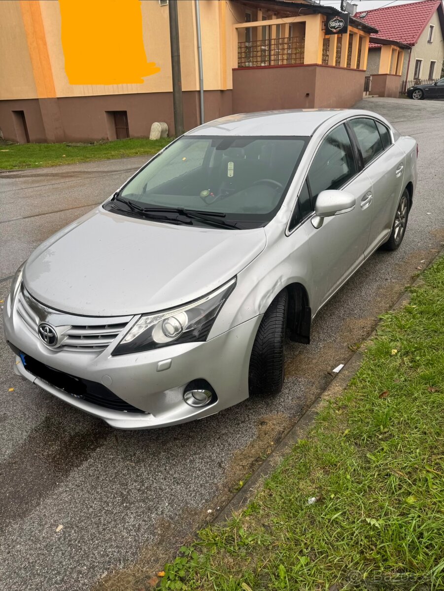 TOYOTA AVENSIS T27 2.0 D4D,91KW,ROK 2013 - 5