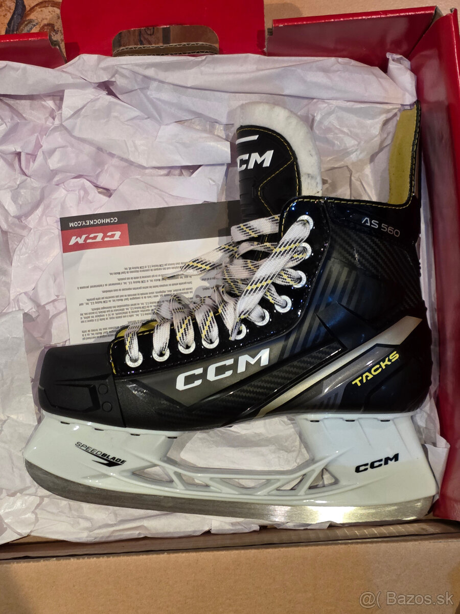 Predám korčule CCM Tacks AS-560, veľkosť 8 (43) - 5