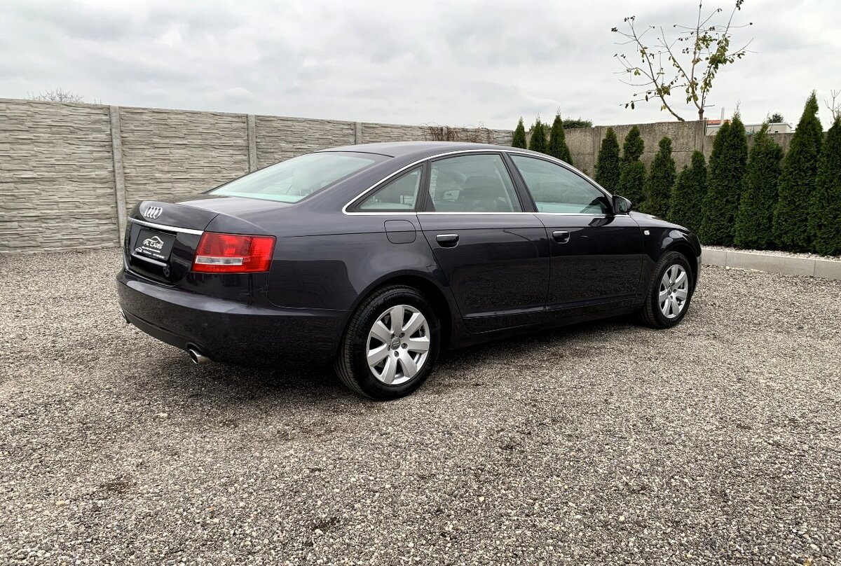 AUDI A6 2.4 V6 - 5