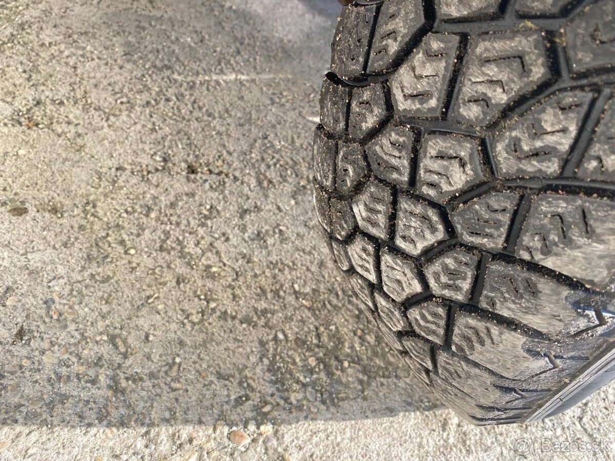 NISSAN PATROL WAGON 1995 VIN 886 - 5