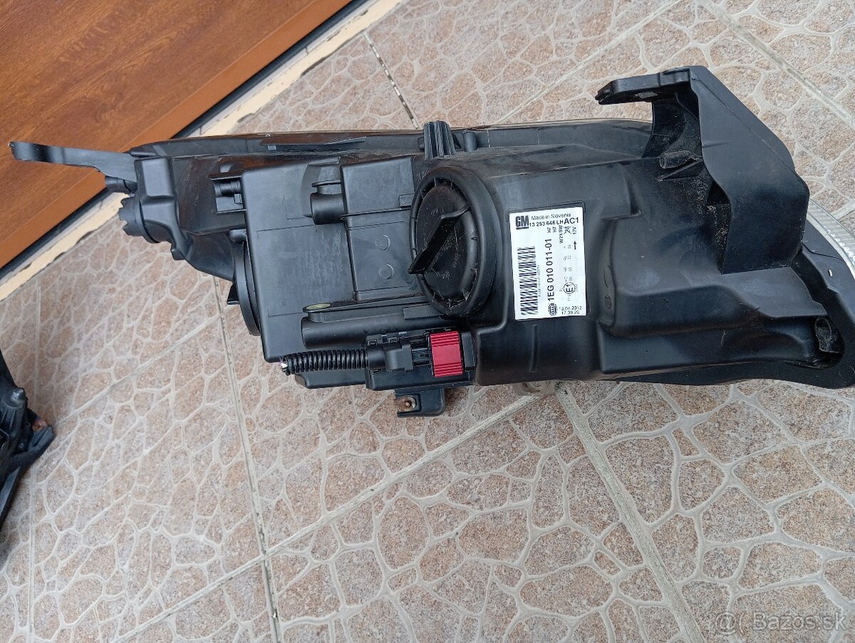 Opel Astra J svetlomety - 5