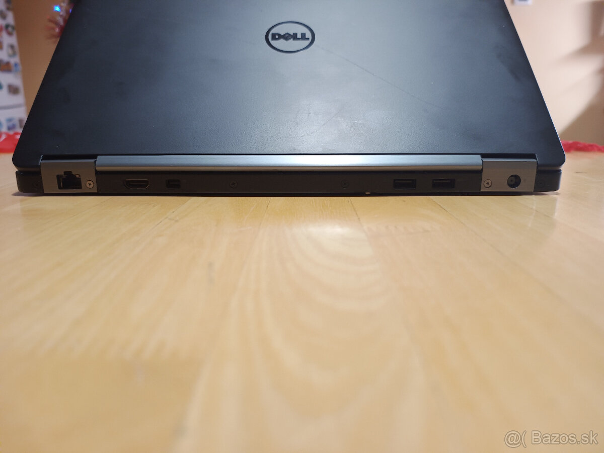 DELL Latitude E7470 - 14.1" / i5 6300u / 8GB DDR4 / m.2 SSD - 5