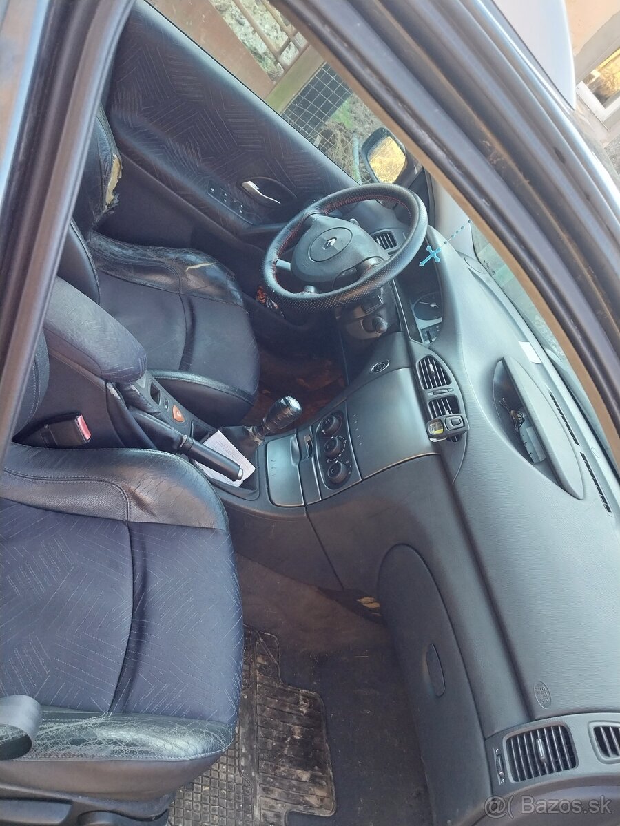 Predám Renault laguna II 1.9 dci 88kw - 5