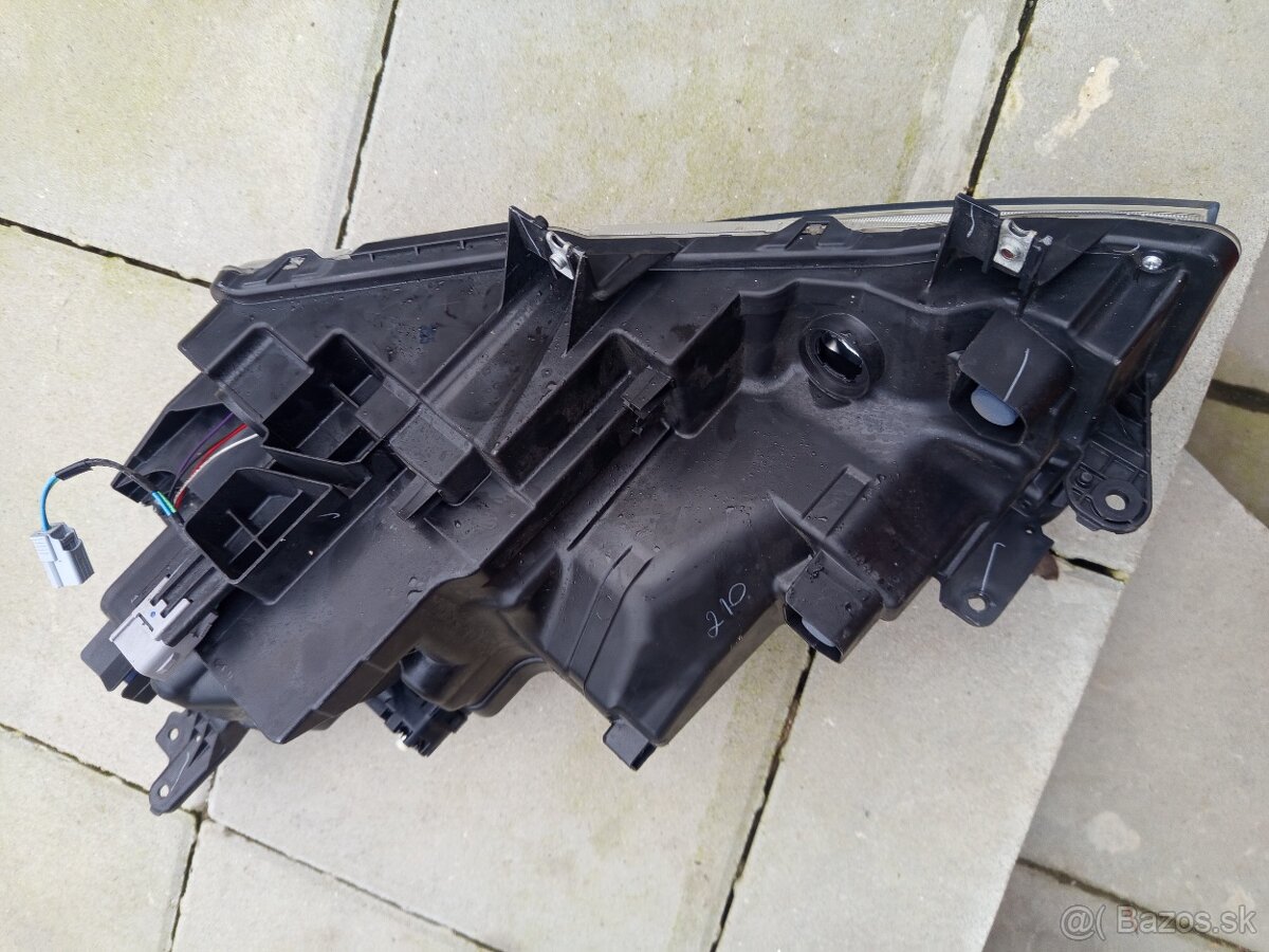 Predné svetlo Suzuki Vitara - 5