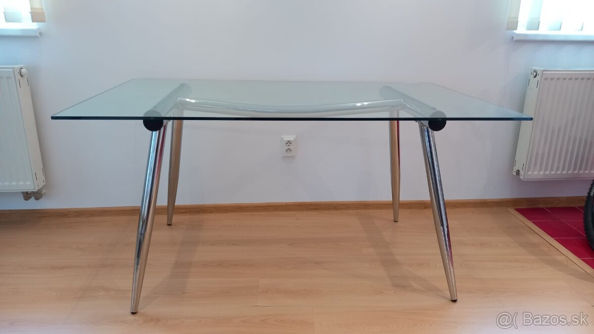 Jedálenský stôl - 5