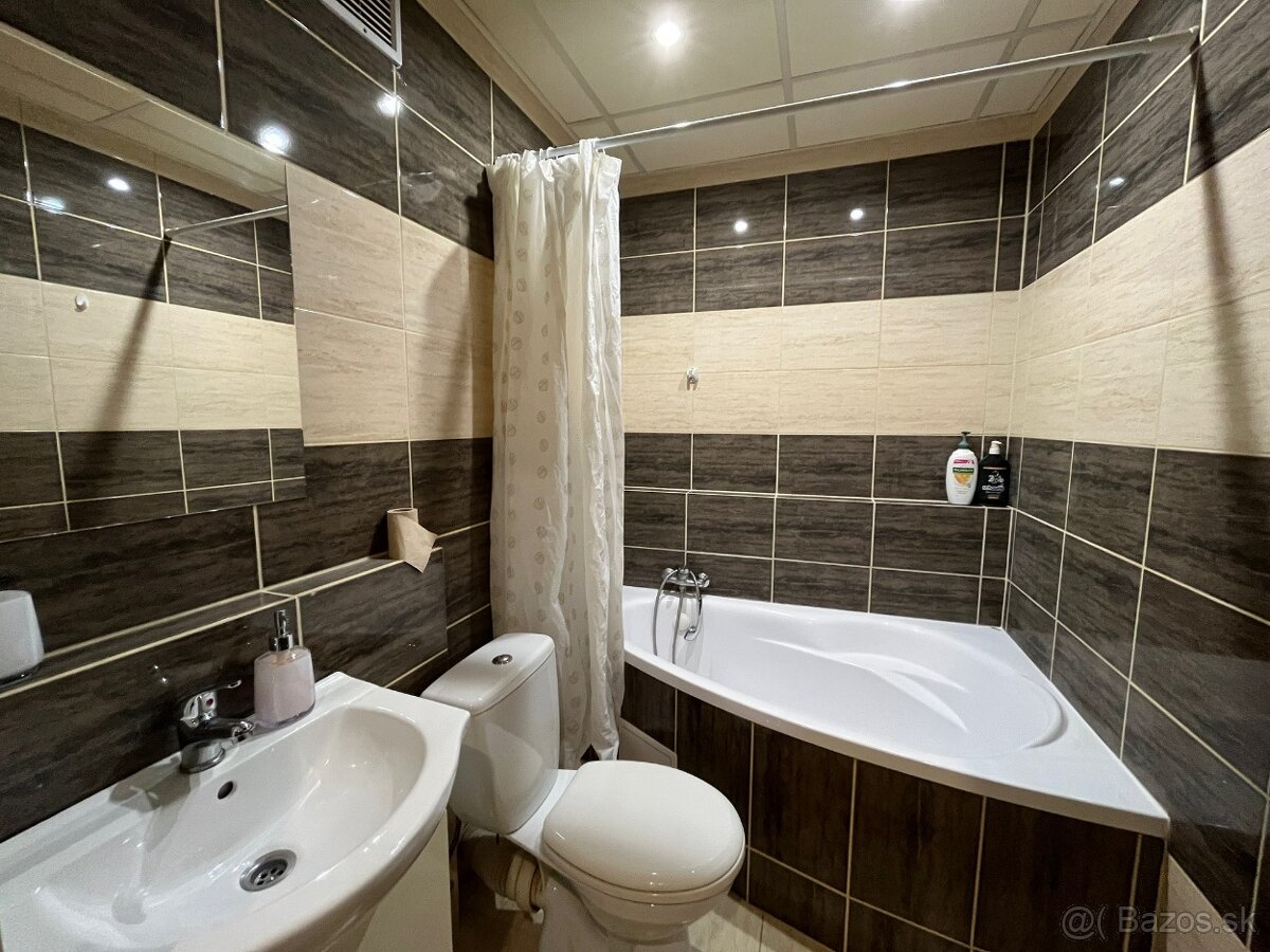 NOVINKA: NA PREDAJ MODERNÁ, ZARIADENÁ GARSÓNKA - 5