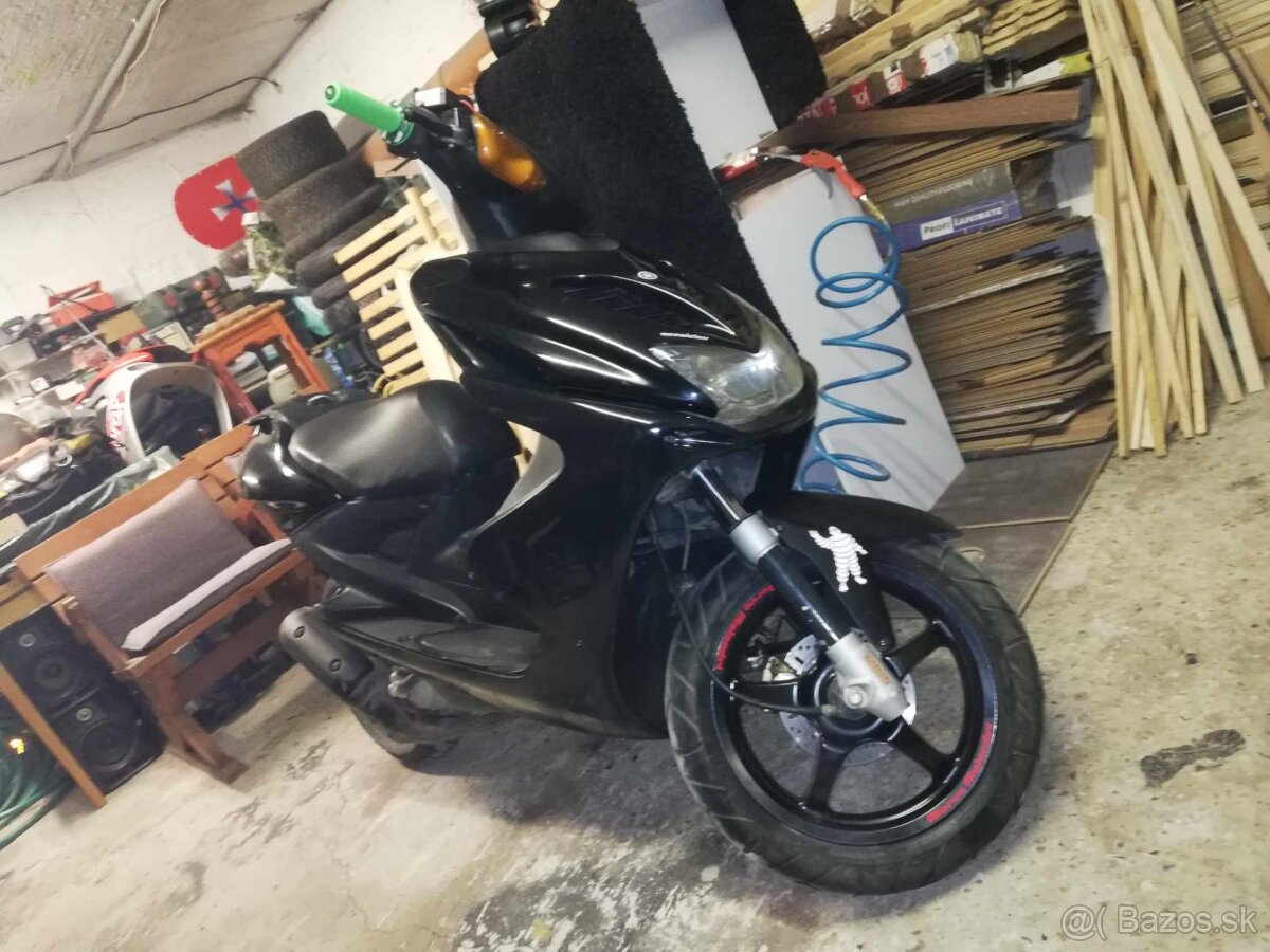 Yamaha aerox - 5